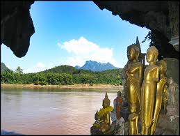 Luang Phrabang - Full Day Pak Ou Caves